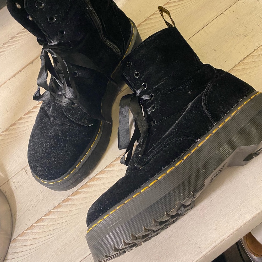 Velvet platform Doc Martens in black, Women’s Size 10